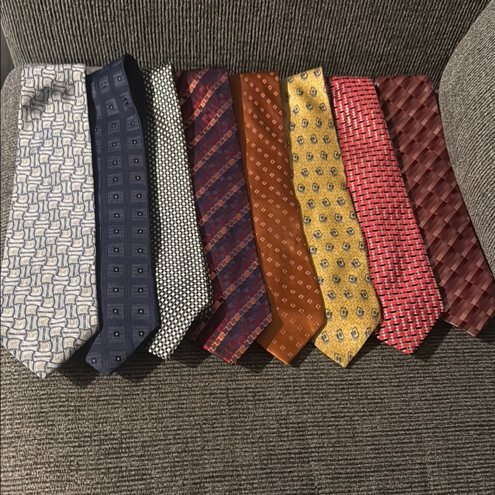 Van Heusen Classic Silk Ties Collection